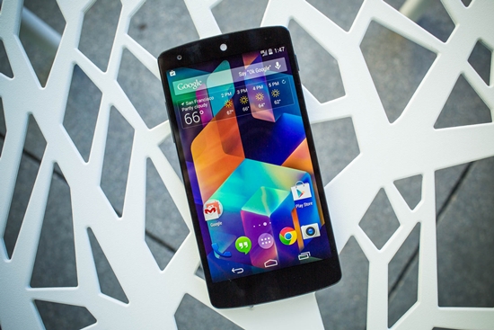 Google Nexus 5 – обзор смартфона