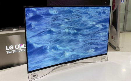 Обзор телевизора с изогнутым экраном LG 55EA980V